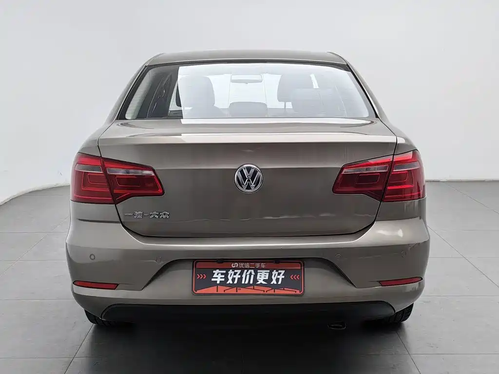 Volkswagen Bora — миниатюра 4
