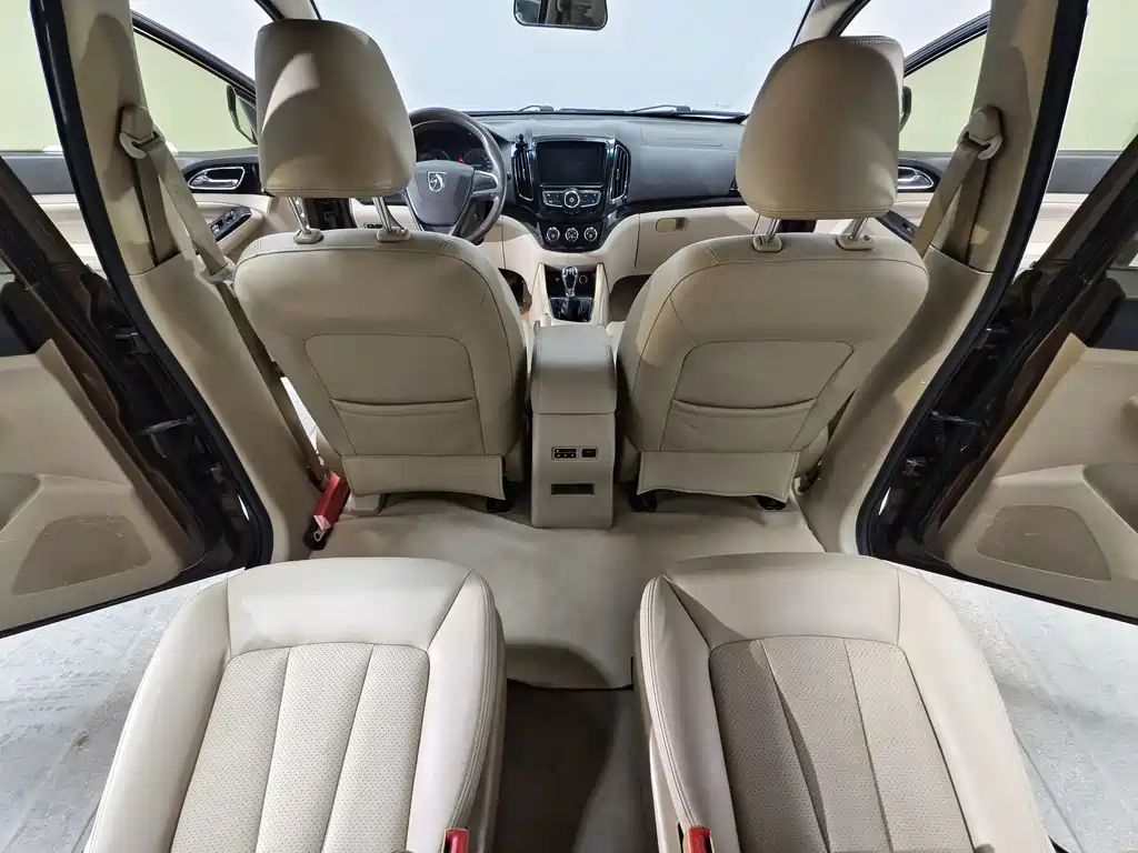 Baojun 730 — миниатюра 10