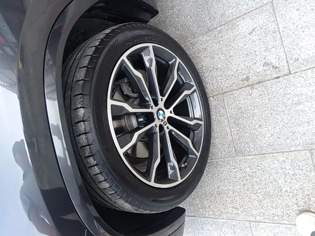 BMW X3 — миниатюра 23