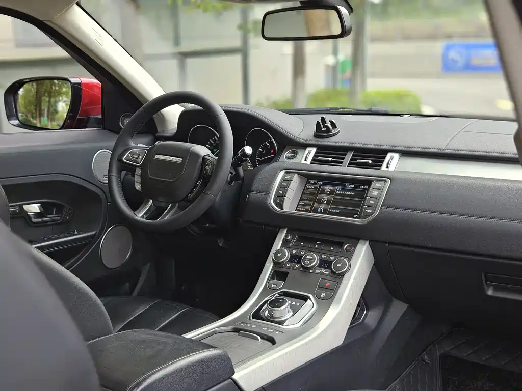 Land Rover Evoque (Import) — миниатюра 9