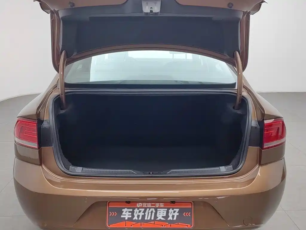 Volkswagen Lamando — миниатюра 16