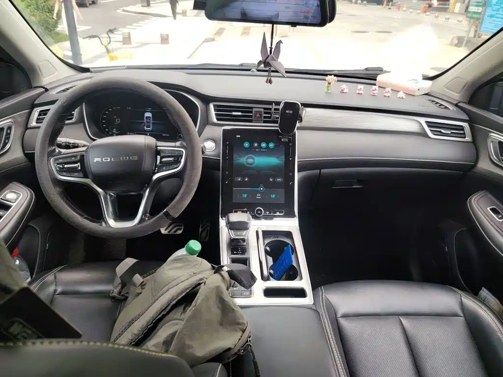 Roewe RX5 — миниатюра 5