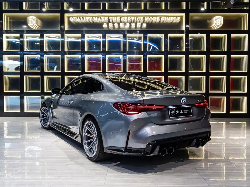 BMW M4 — миниатюра 4