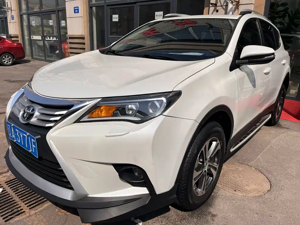 Toyota RAV4 2016