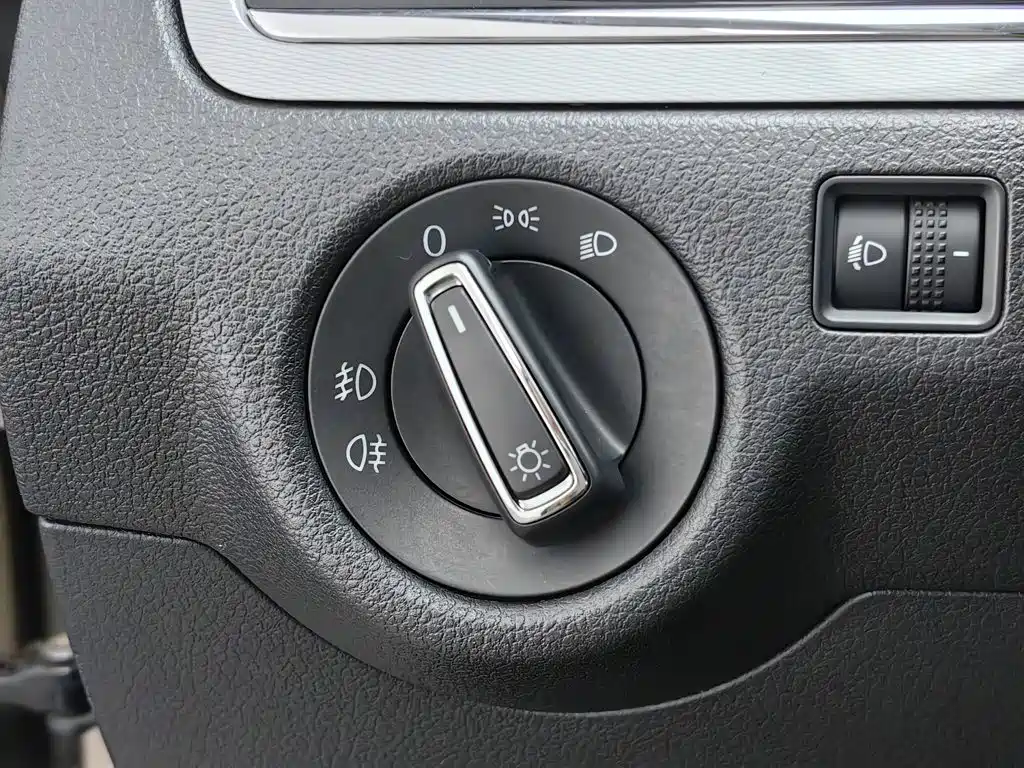 Volkswagen Bora — миниатюра 21