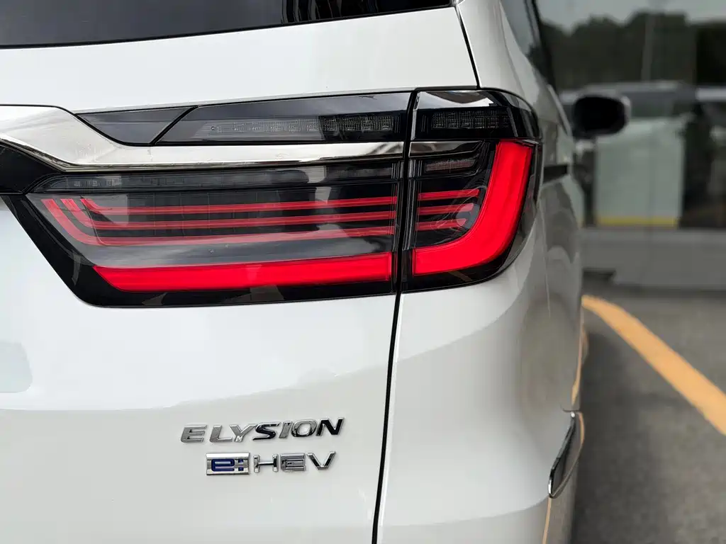 Honda Elysion — миниатюра 23
