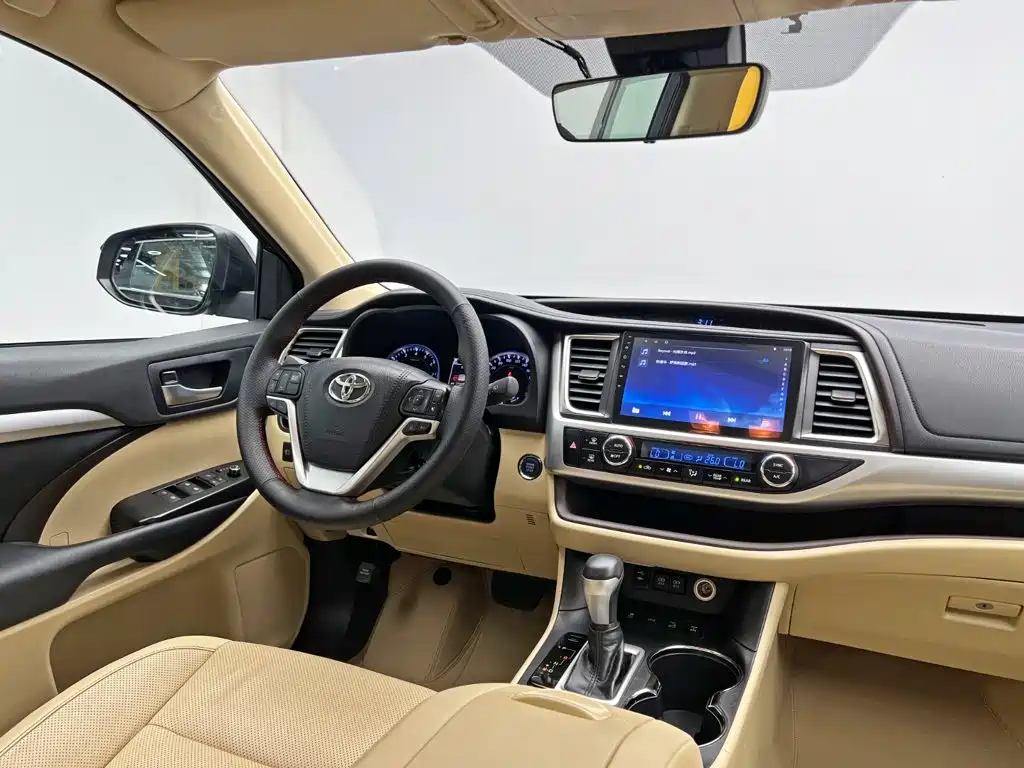 Toyota Highlander — миниатюра 23
