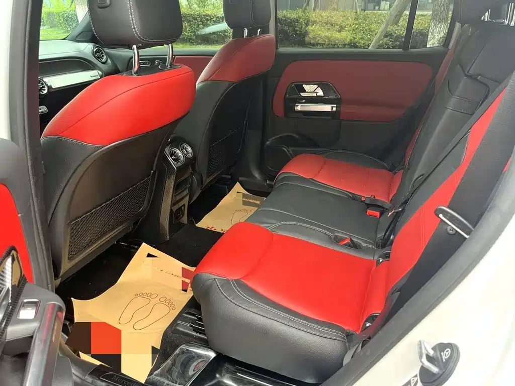 Mercedes-Benz GLB AMG — миниатюра 6