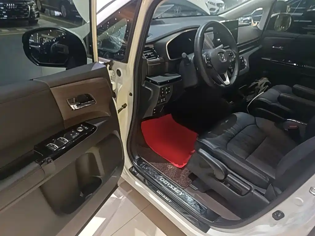Honda Odyssey — миниатюра 16