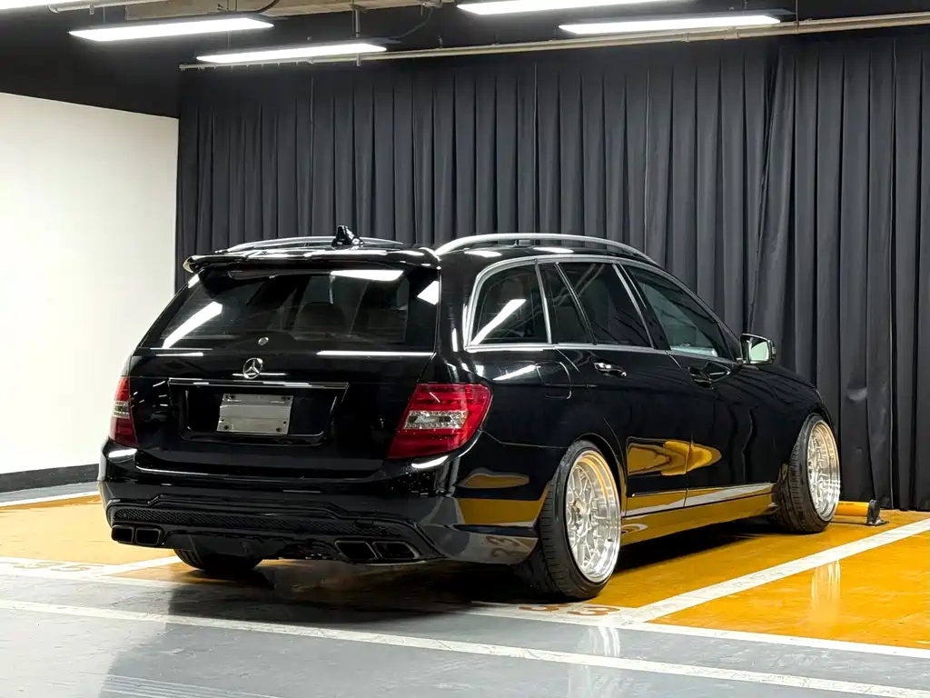 Mercedes-Benz C-Class (Import) — миниатюра 4