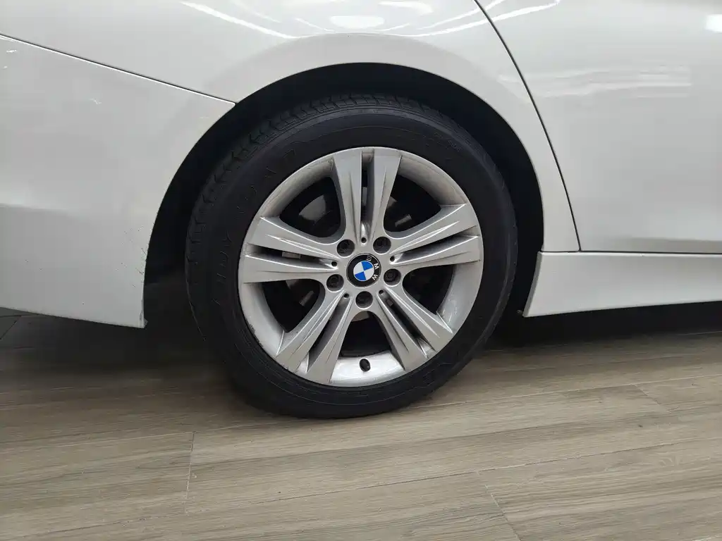 BMW 3 Series (Import) — миниатюра 12