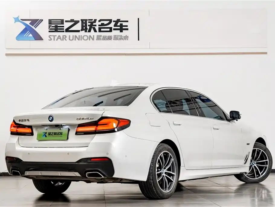 BMW 5 Series 5 2022 535Le M Sport