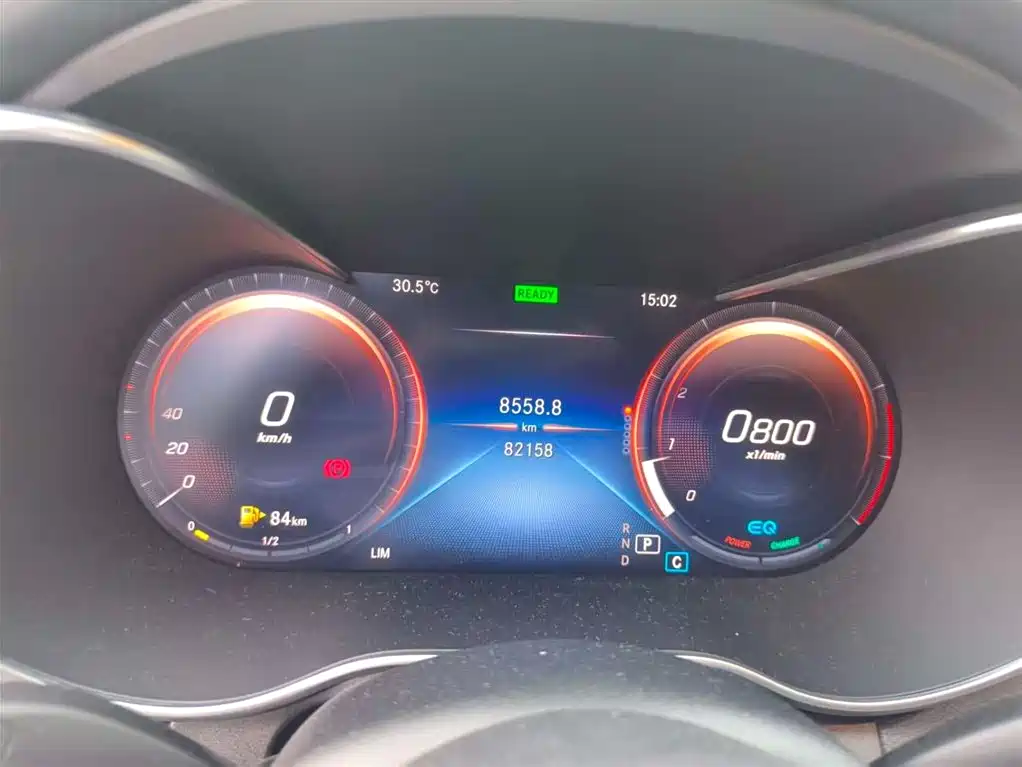 Mercedes-Benz GLA — миниатюра 23