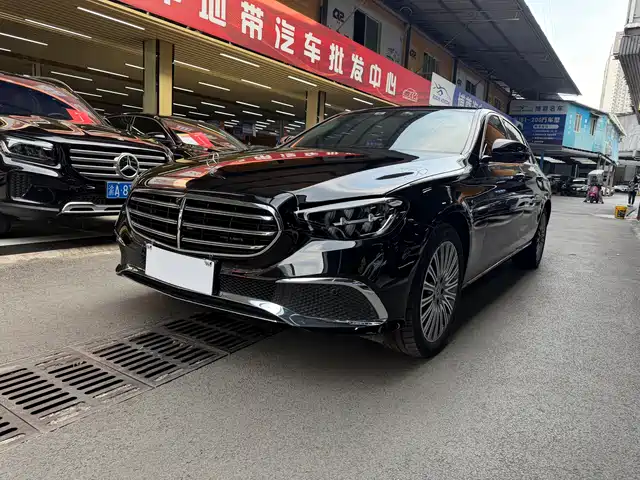 MERCEDES-BENZ E CLASS