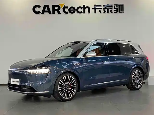 AITO ASK THE WORLD M9 2024