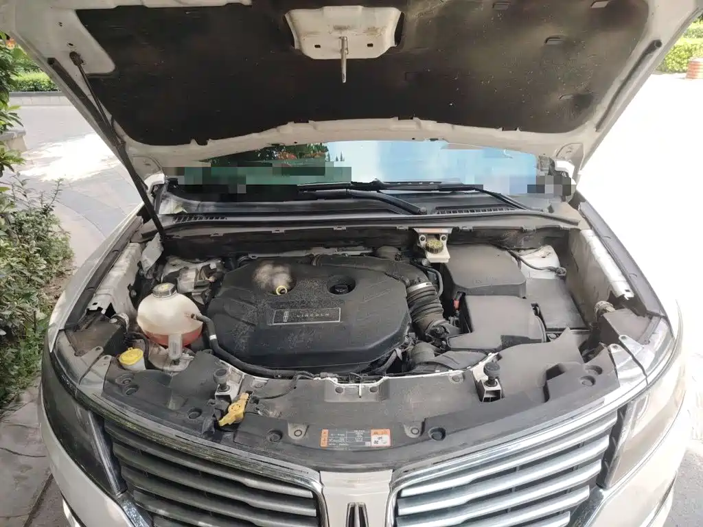 Lincoln MKC — миниатюра 16