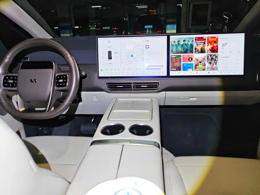 Li Auto Li MEGA — миниатюра 16