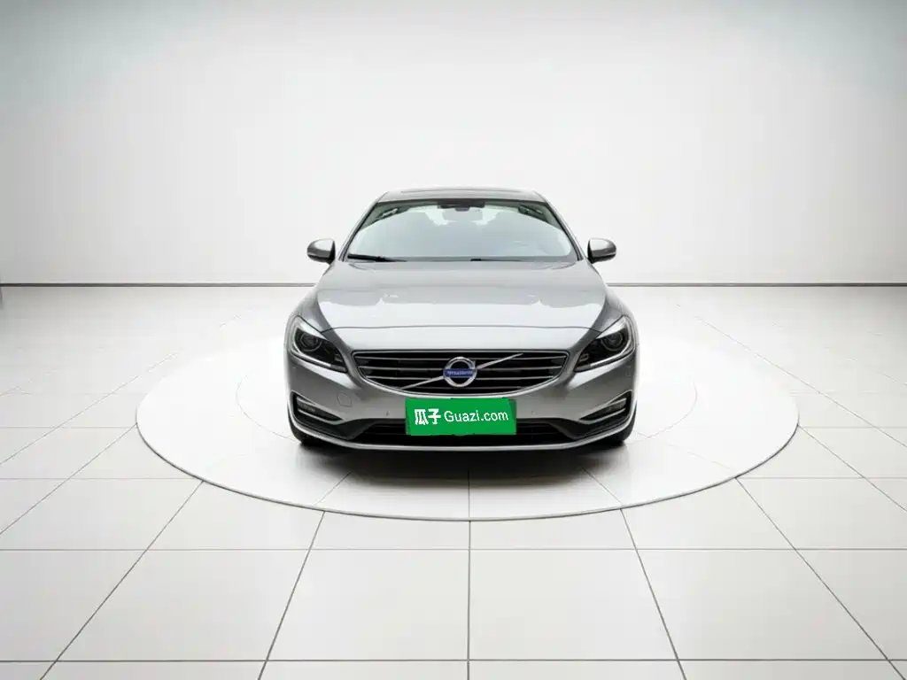 Volvo S60 — миниатюра 2