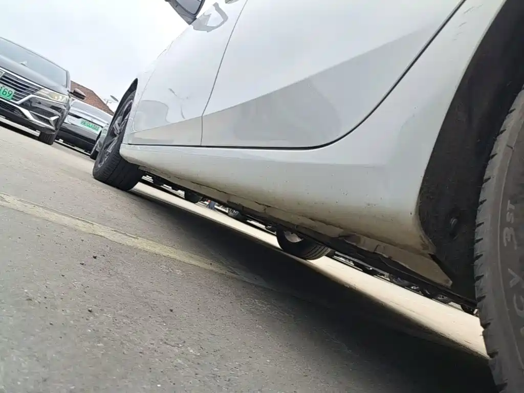 Roewe i6 MAX New Energy — миниатюра 22