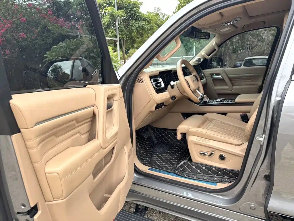 BAIC BJ60 2024 5 мест