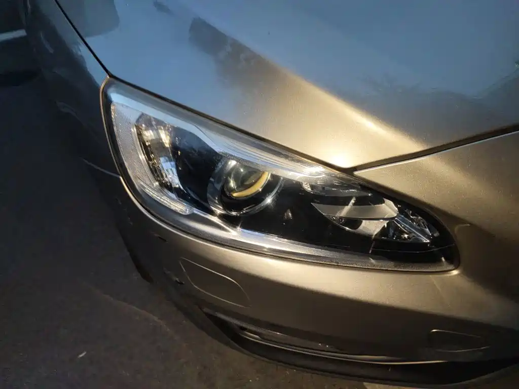 Volvo S60 — миниатюра 7