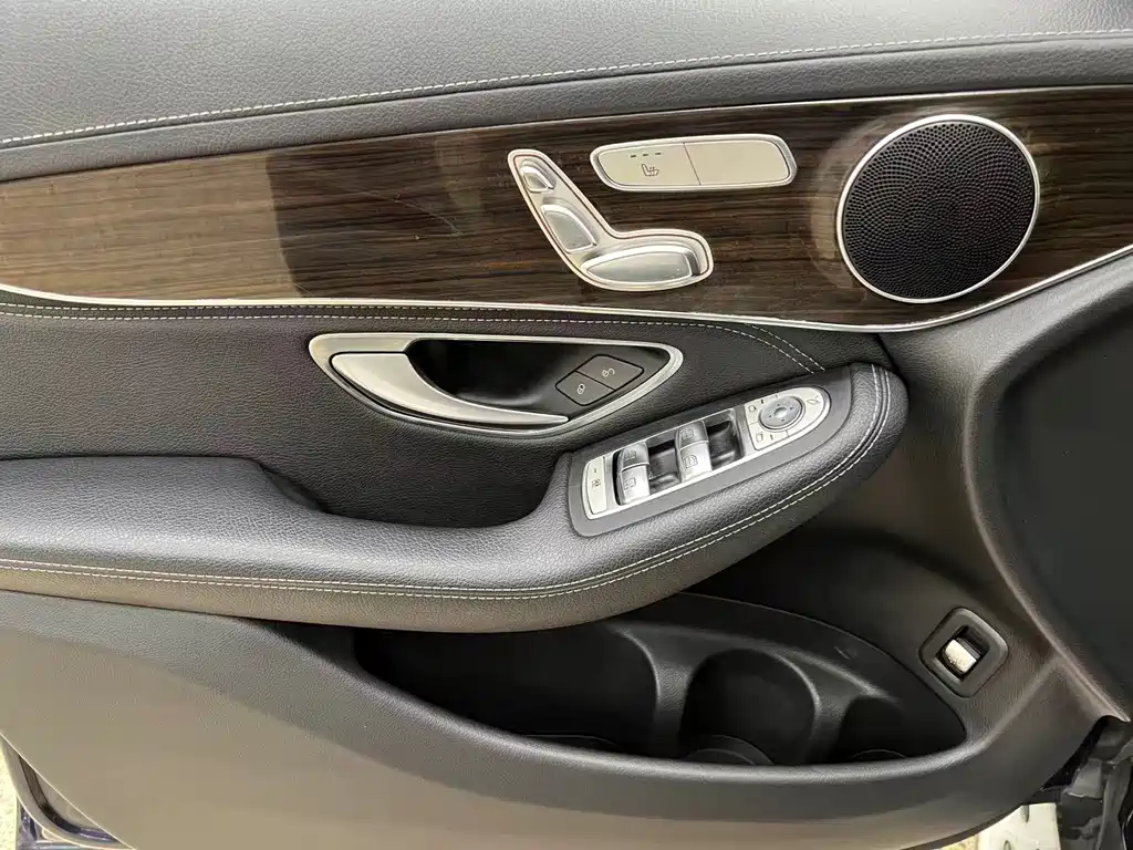 Mercedes-Benz GLC — миниатюра 22