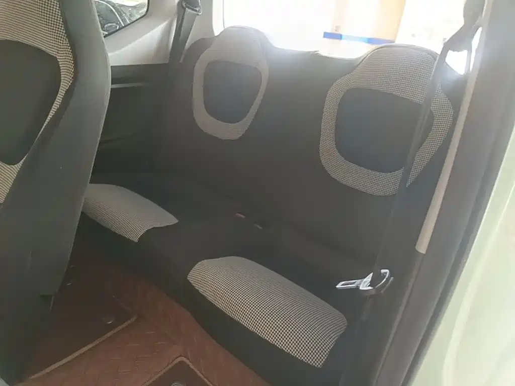 Wuling MINIEV — миниатюра 17