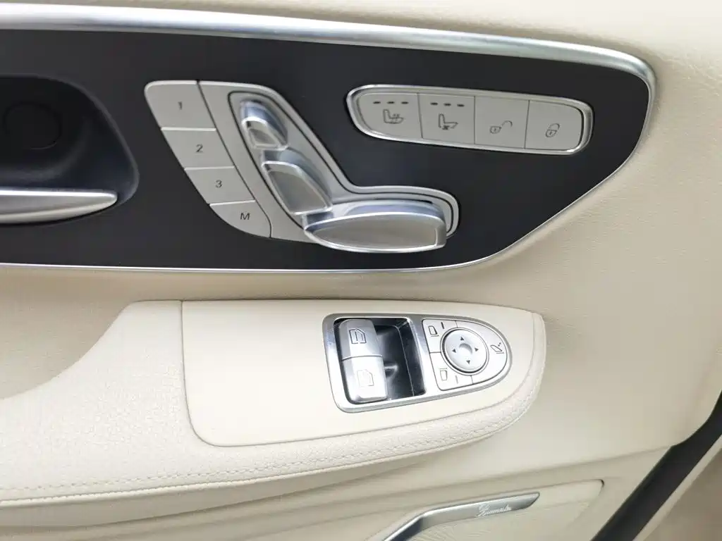 Mercedes-Benz V-Class — миниатюра 9