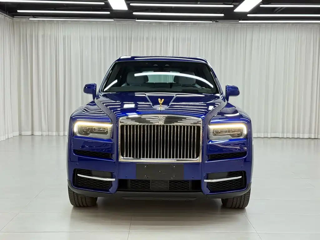 Rolls-Royce Cullinan 2018 мест