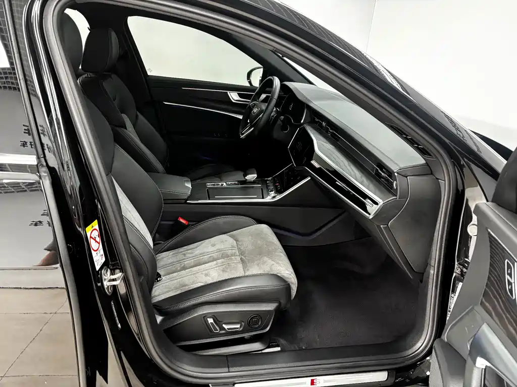 Audi A6L — миниатюра 23