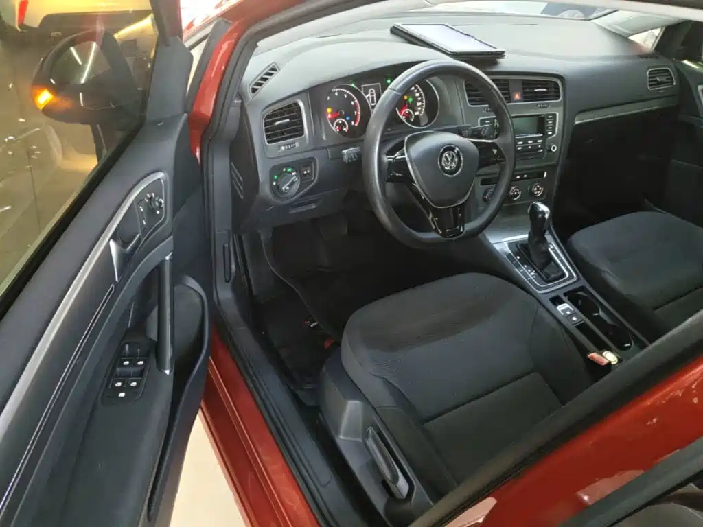 Volkswagen Golf — миниатюра 16