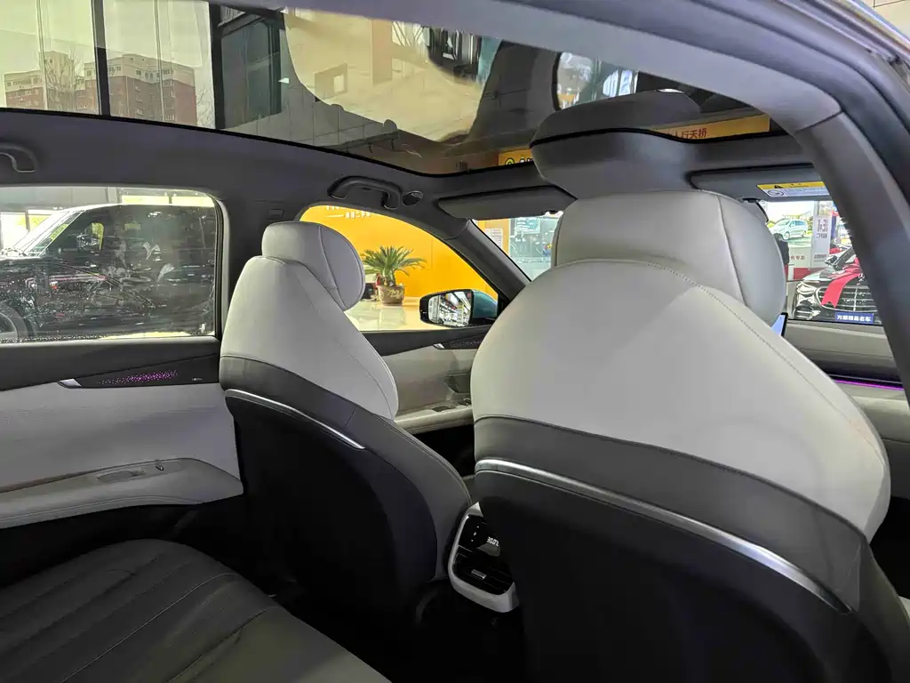 Changan Deepal DARK BLUE L07