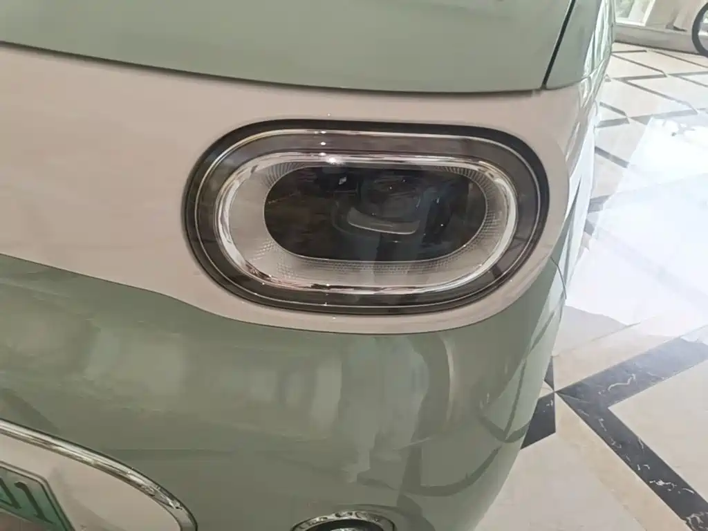 Wuling MINIEV — миниатюра 24