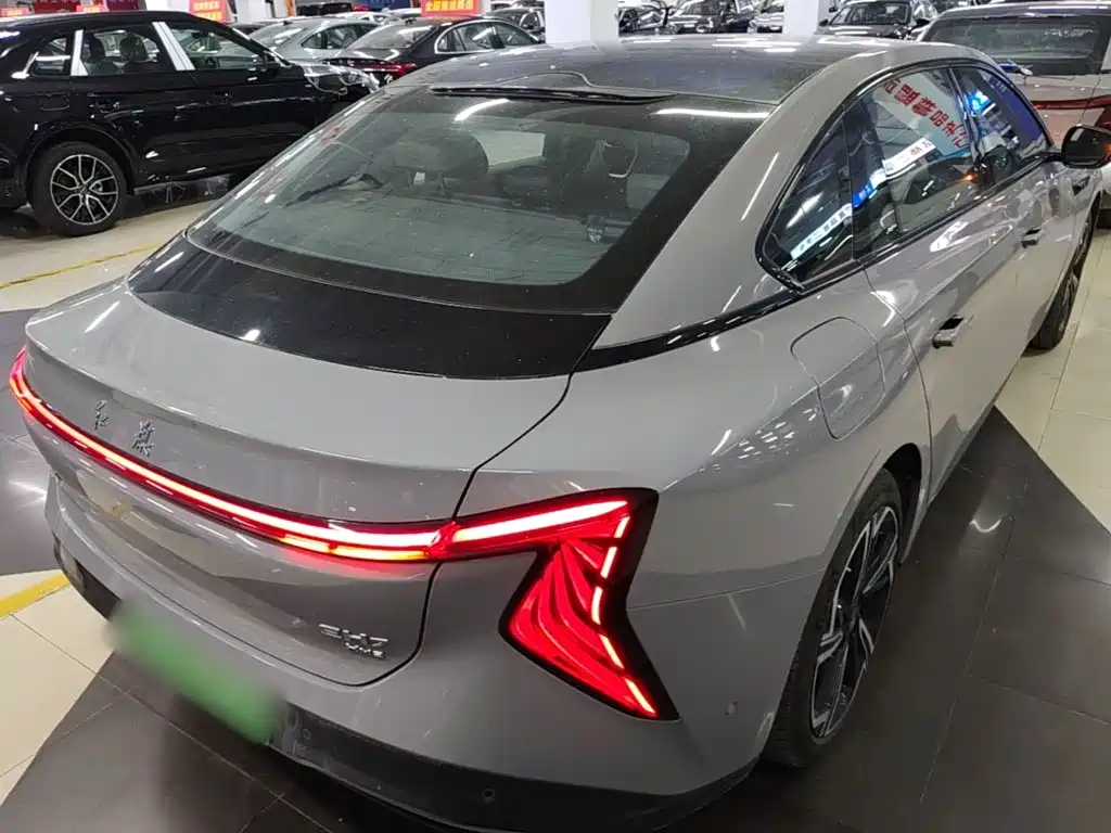 Hongqi EH7 2024 760 Pro+