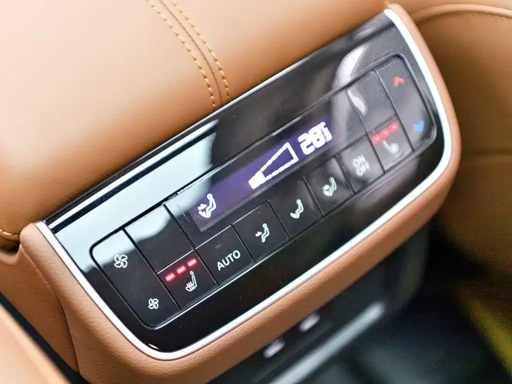 Nissan Teramont — миниатюра 20
