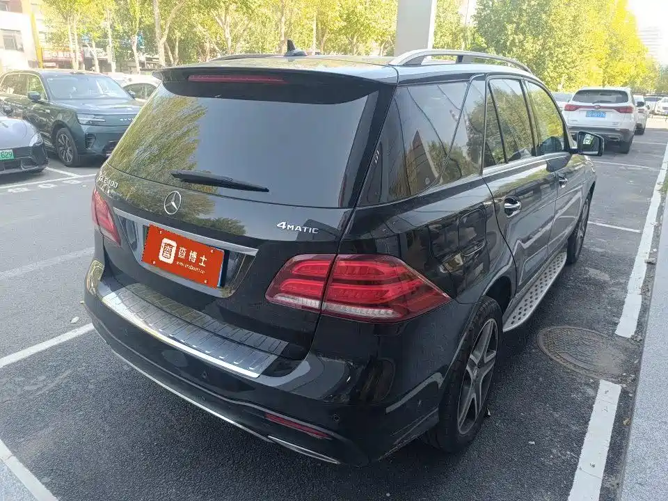 Mercedes-Benz GLE (Import) — миниатюра 8