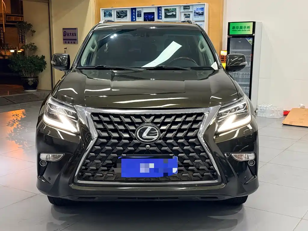 Lexus GX