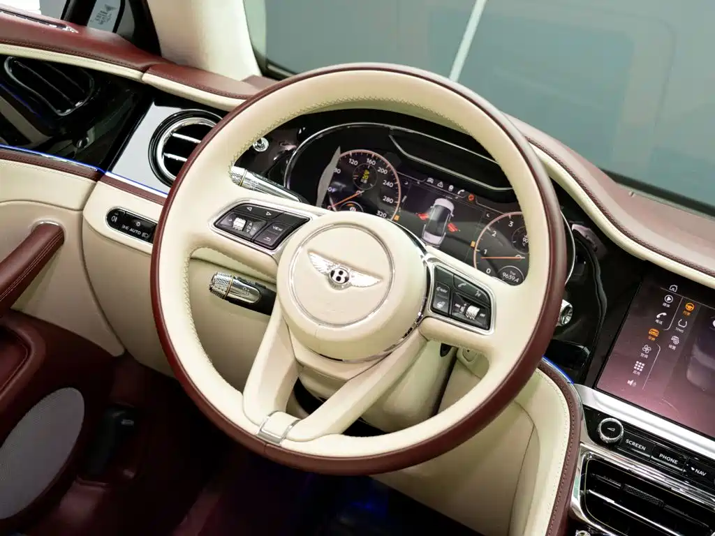 Bentley Flying Spur — миниатюра 16