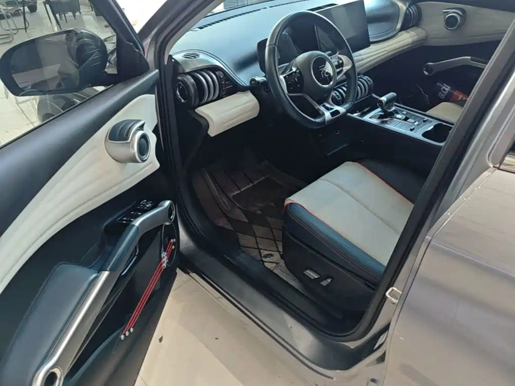 BYD Yuan Plus — миниатюра 16