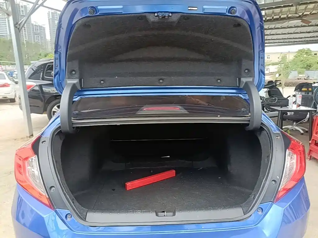 Honda Civic — миниатюра 19