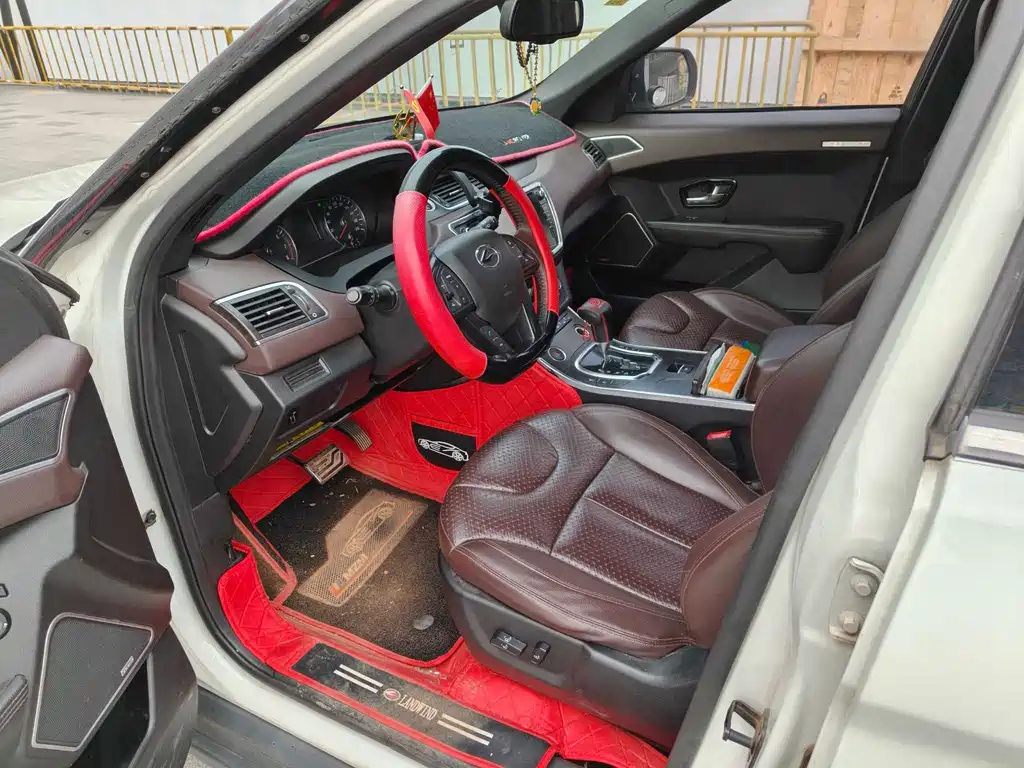 Landwind X7 2.0T Panoramic Premium Edition, фото 5
