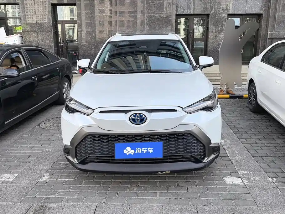 Toyota Frontlander — миниатюра 2