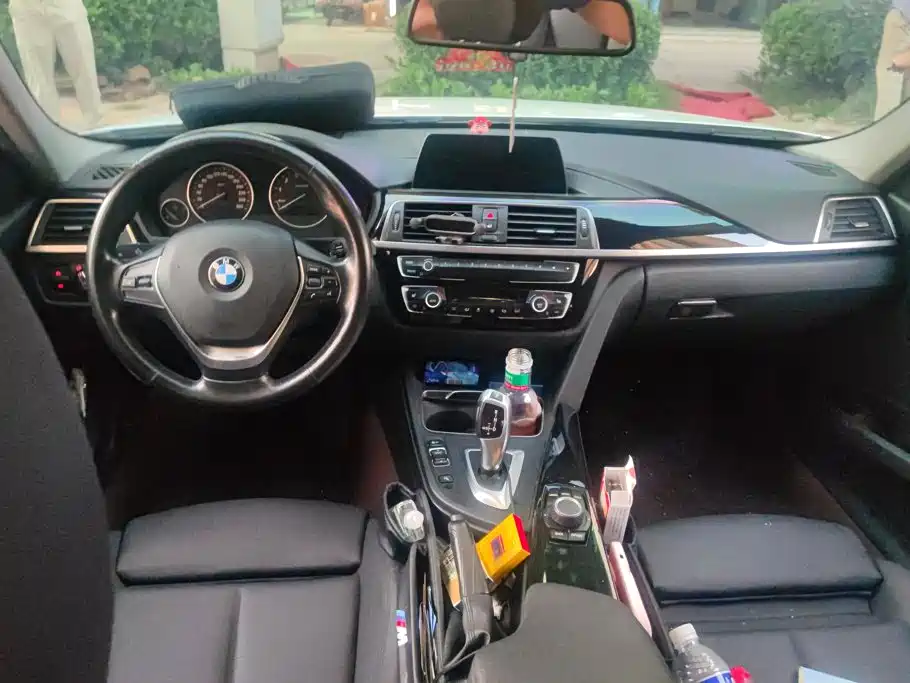 BMW 3 Series — миниатюра 12
