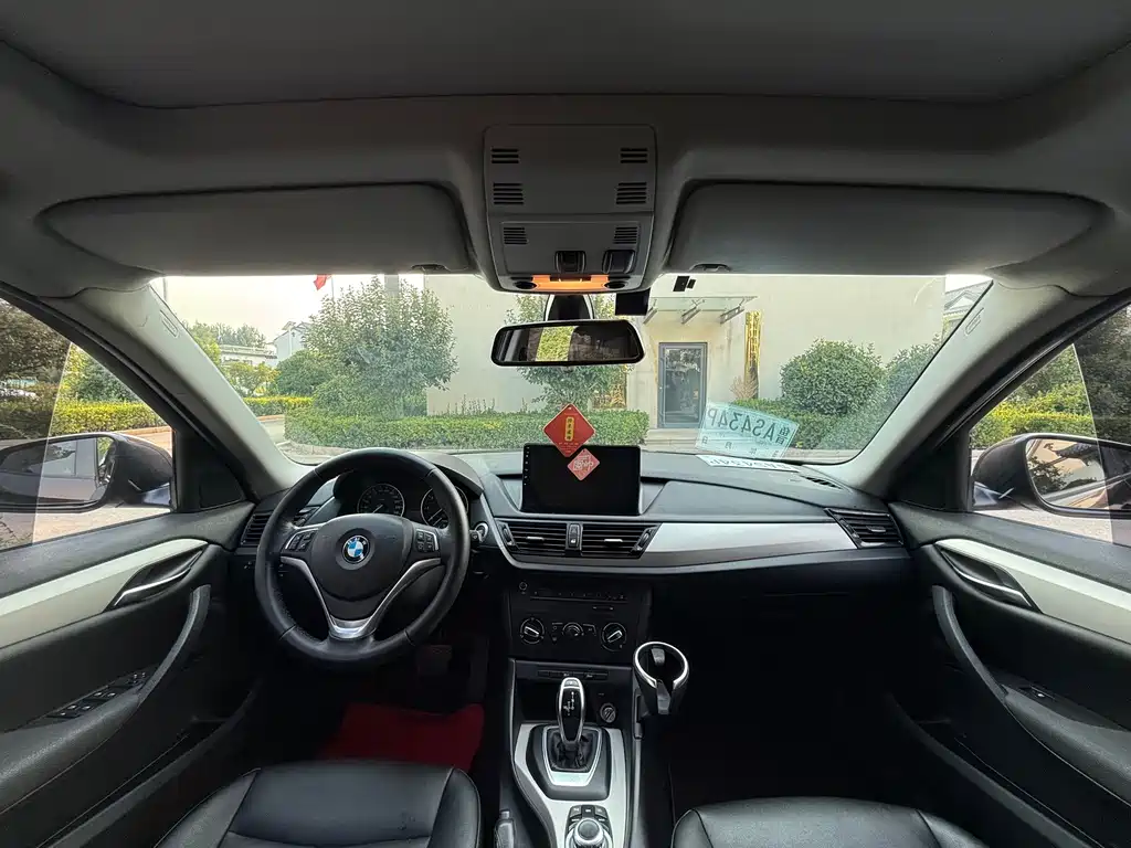 BMW X1 — миниатюра 10