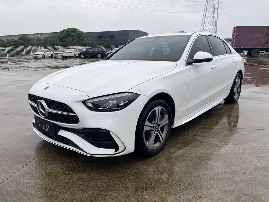 Mercedes-Benz C-Class — миниатюра 22