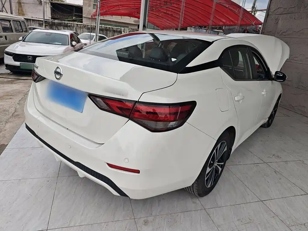Nissan Sylphy — миниатюра 7