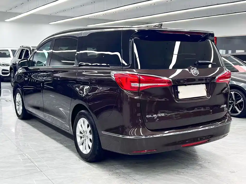 Buick GL8 — миниатюра 4
