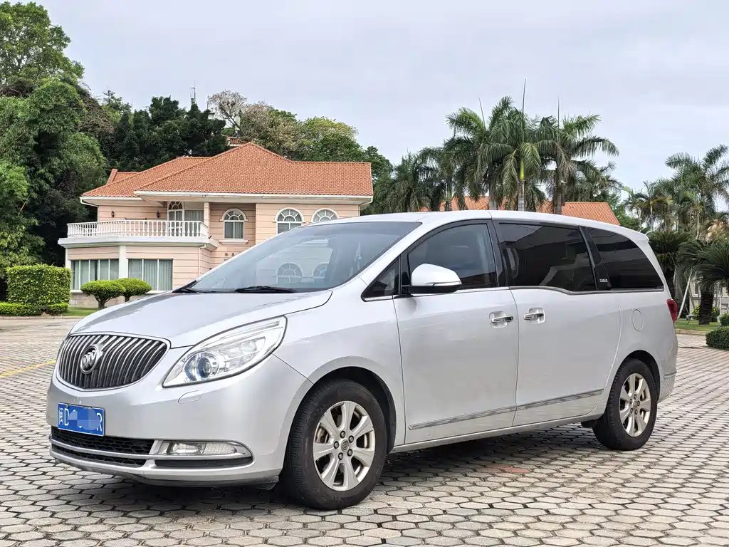 Buick GL8 2015