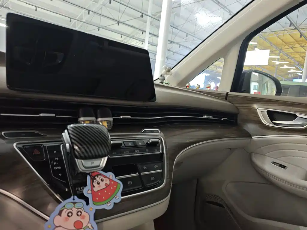 Roewe iMAX8 — миниатюра 14