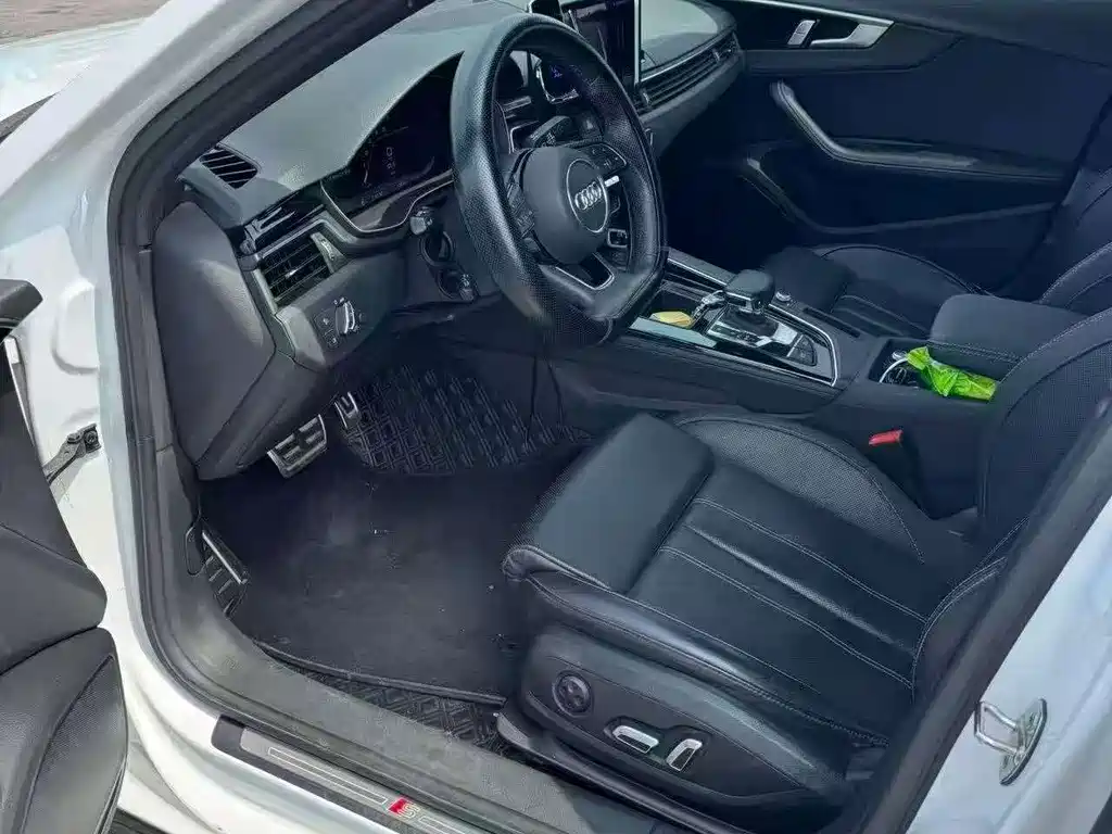 Audi A4L — миниатюра 5